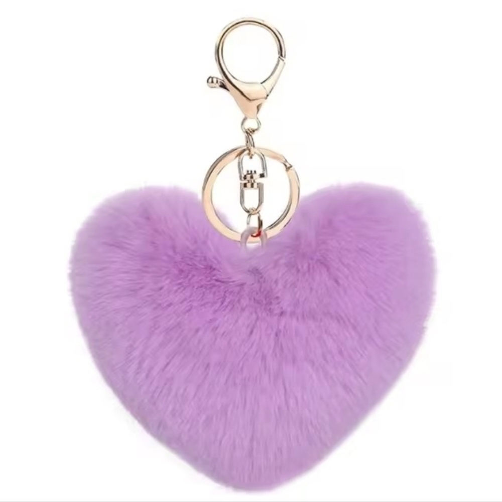 🍒🍒 Purple Heart-Shaped Fur Keychain